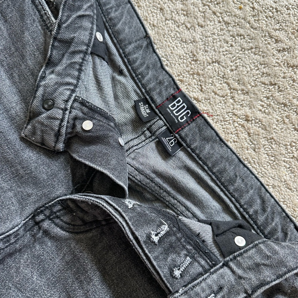 Barely worn black BDG jeans. Fit great.